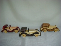 Auto z drewna