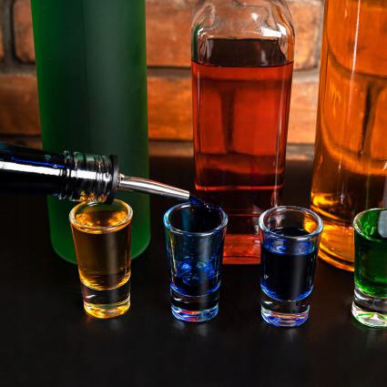 DOZOWNIKNALEWAKALKOHOLUWINAWÓDKIBUTELEKNABUTELKĘSOLIDNYMETALOWYRodzajnalewak