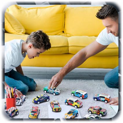 ZESTAW52SZTSAMOCHODZIKIRESORAKIAUTKANAPĘDEMMETALOWE+WALIZKA+PLANSZAMateriałmetalplastikinny