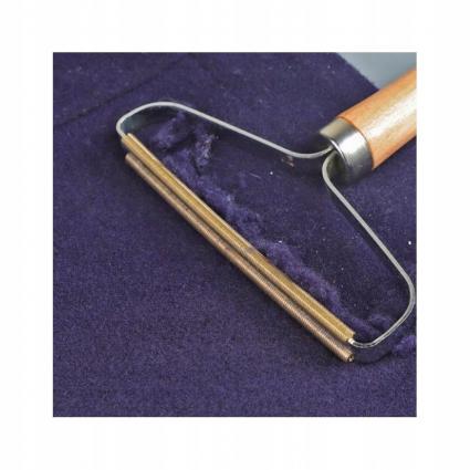 SZCZOTKAGOLARKADOUBRAŃSWETRÓWKOCÓWSIERŚCIGRZEBIEŃDYWANÓWTAPICERKINazwahandlowagrzebieńdoczyszczeniaubrań