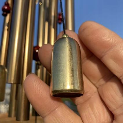 Dzwonkiwietrzneantycznebrązowemetalowedoogrodu66cmozdobazawieszkaProducentAzaris